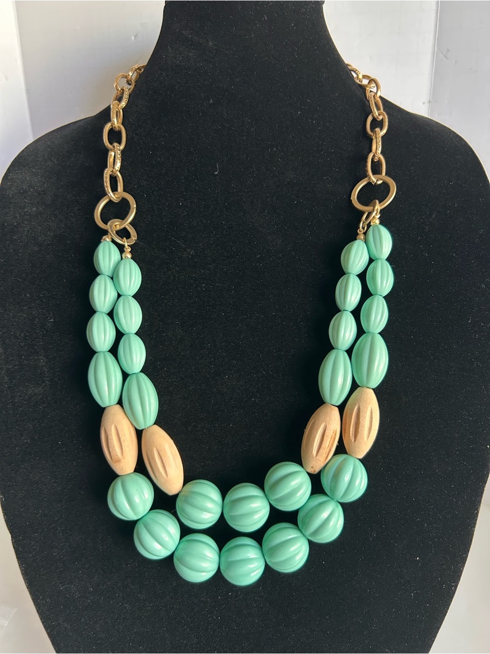 Plunder Mint Green andTan Beaded Layer Etched Gold Tone linked Chain Necklace (5